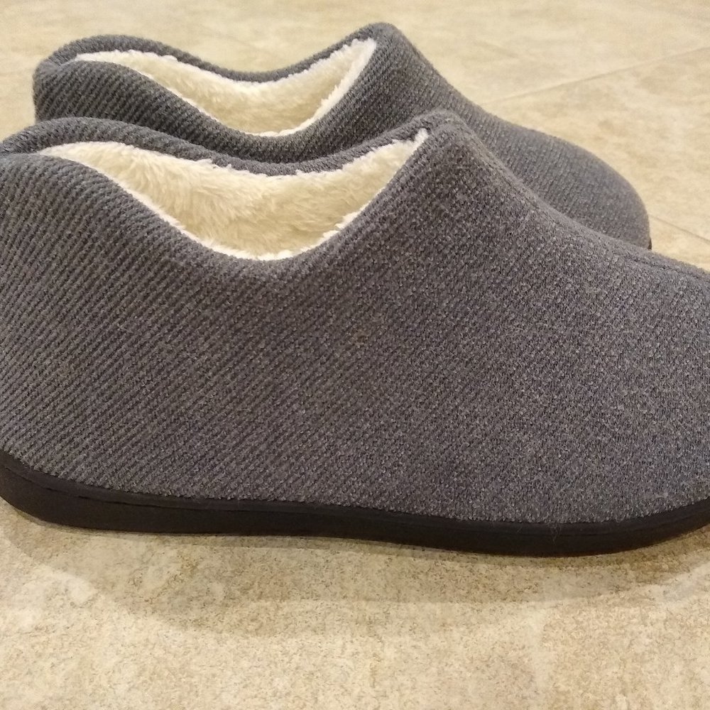 Mishansha Unisex Moccasin-Style Slippers
